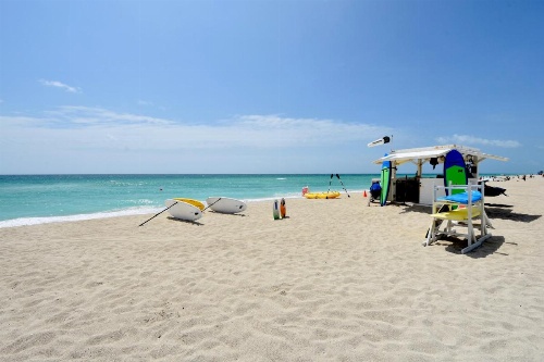 NoBeVIP at the OLSEN on the BEACH! image 36